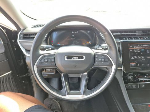 Used 2022 Jeep Grand Cherokee L Laredo w/ Luxury Tech Group I image 37