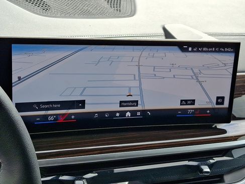 Used 2026 BMW X7 xDrive40i image 22