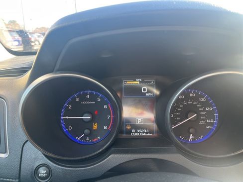 Used 2019 Subaru Outback 2.5i Premium image 13