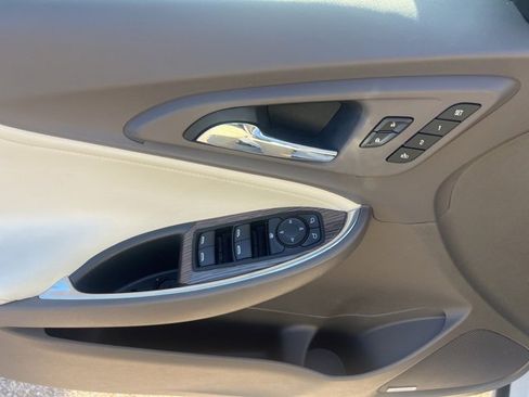 Used 2024 Chevrolet Malibu LT image 12