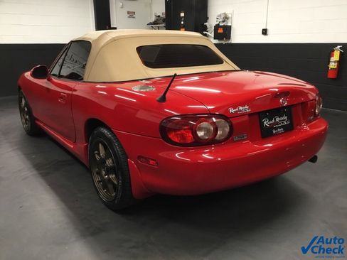 Used 2002 MAZDA MX-5 Miata LS image 19