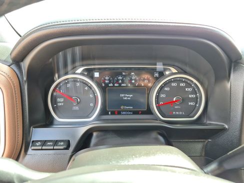 Used 2020 Chevrolet Silverado 1500 High Country w/ Technology Package image 13