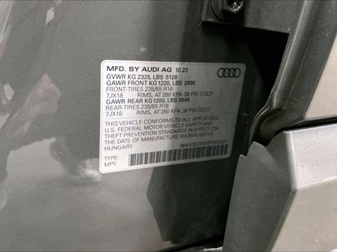 Used 2023 Audi Q3 2.0T Premium w/ Convenience Package image 36