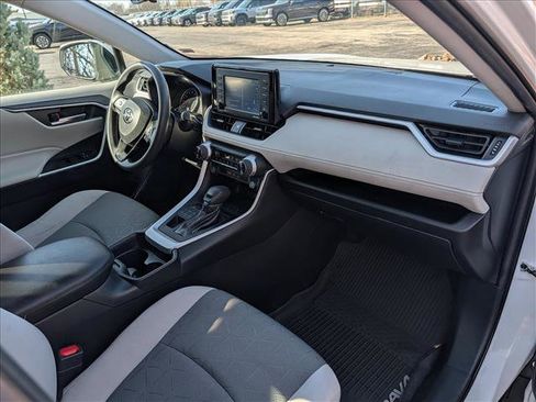 Used 2020 Toyota RAV4 XLE w/ All Weather Liner Package image 13