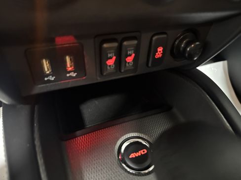 Used 2020 Mitsubishi Outlander Sport SE AWD/4WD image 23