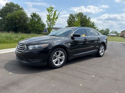 Used 2018 Ford Taurus SEL w/ Equipment Group 201A FWD image 1