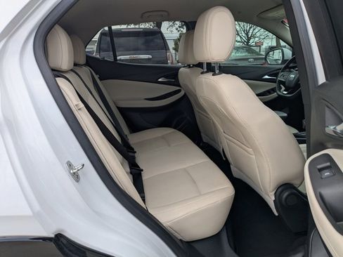 Used 2024 Buick Encore GX Sport Touring FWD image 19