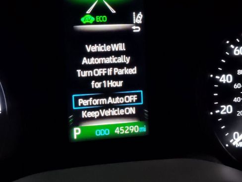 Used 2022 Toyota Sienna XLE w/ XLE Plus Package image 2