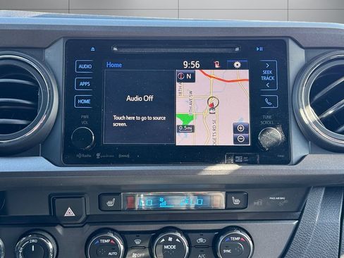Certified 2019 Toyota Tacoma TRD Off-Road w/ TRD Premium Off Road Package AWD/4WD image 21