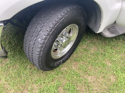 Used 2004 Ford F350 Lariat image 26