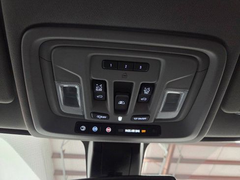 Used 2022 GMC Sierra 2500 Denali AWD/4WD image 71