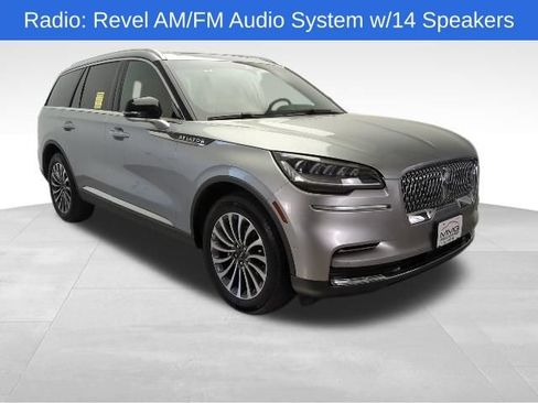 Used 2024 Lincoln Aviator Reserve w/ Equipment Group 201A AWD/4WD image 10