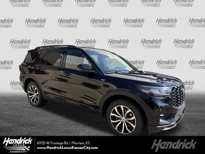 Used 2025 Ford Explorer ST-Line