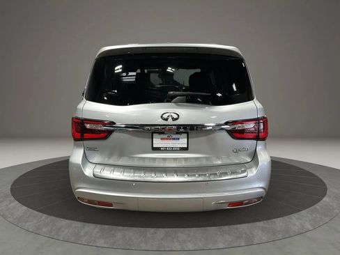 Used 2019 INFINITI QX80 Luxe image 3