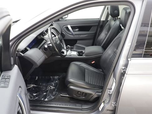 Used 2020 Land Rover Discovery Sport SE AWD/4WD image 6