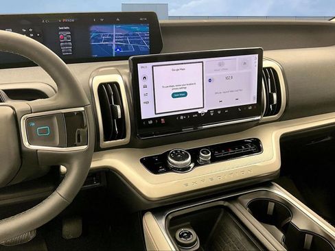 New 2025 Ford Expedition Max Active AWD/4WD image 6