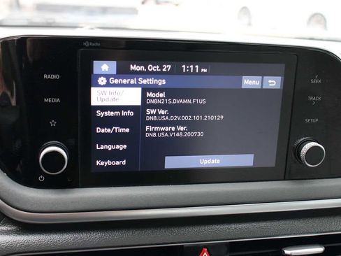 Used 2022 Hyundai Sonata SE w/ Preferred Accessory Package image 23