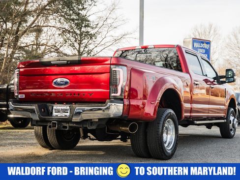 Used 2017 Ford F350 Lariat w/ Chrome Package image 5
