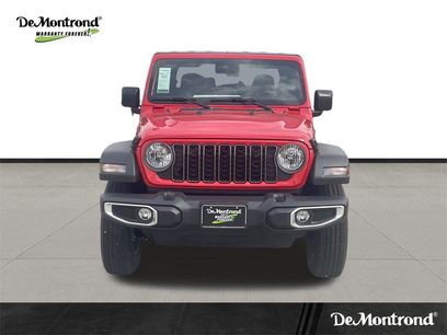 New 2025 Jeep Gladiator Sport