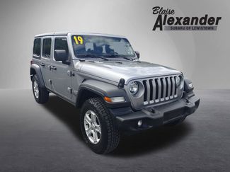 Used 2019 Jeep Wrangler Unlimited Sport S video 1