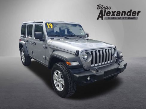 Used 2019 Jeep Wrangler Unlimited Sport S image 1