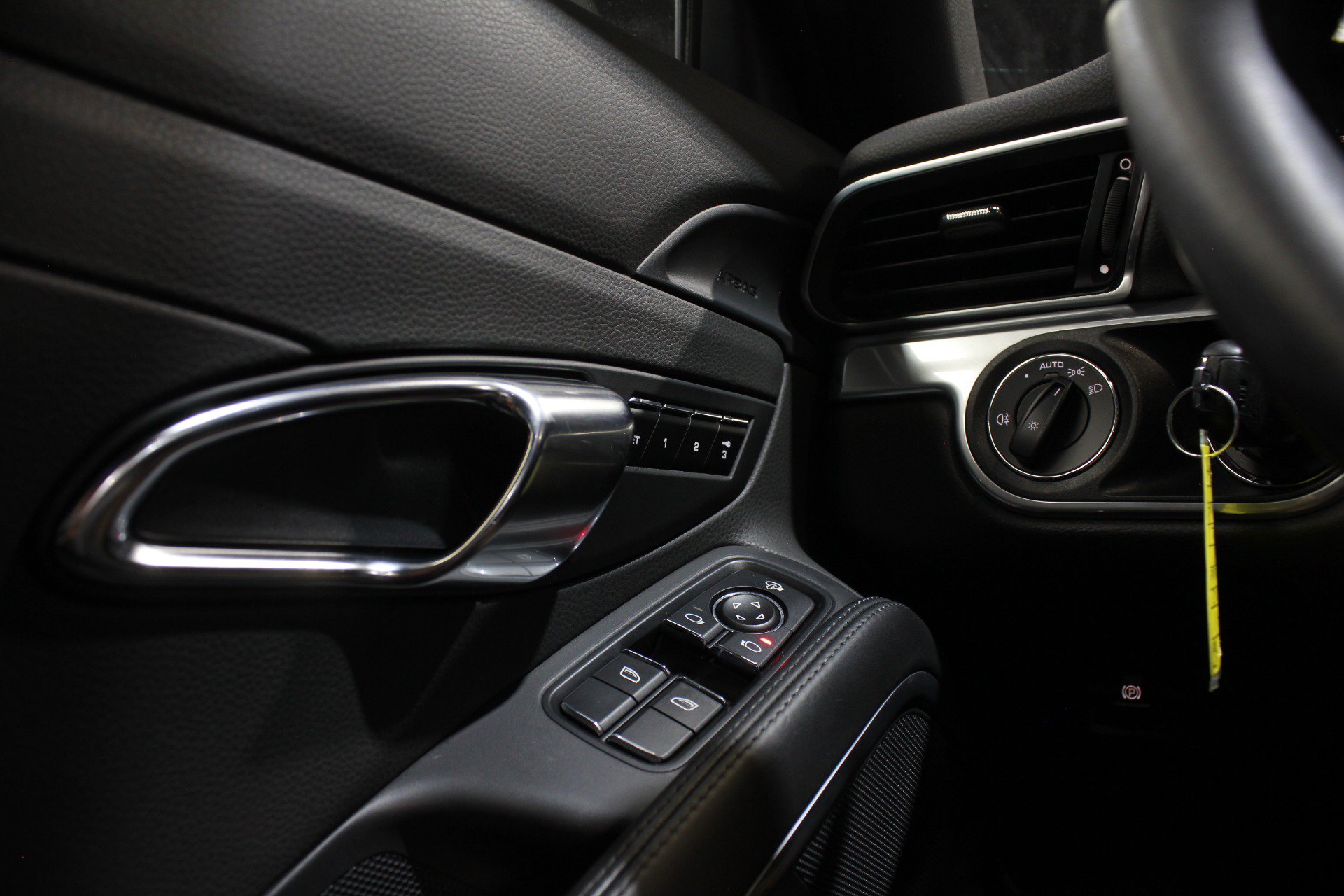Used 2012 Porsche 911 Carrera S RWD image 35