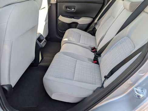 Used 2025 Honda HR-V LX image 43