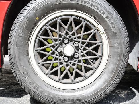 Used 1988 Pontiac Fiero GT RWD image 51