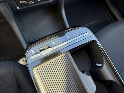 New 2026 Hyundai Tucson Blue SE image 22