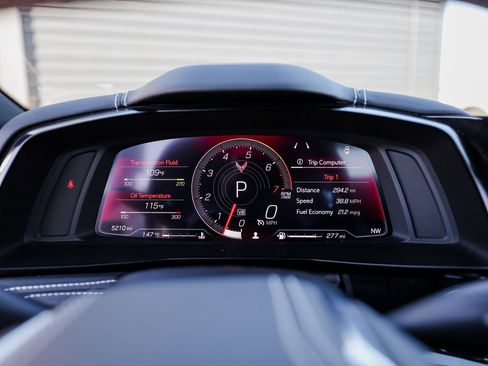 Used 2025 Chevrolet Corvette Stingray Preferred Cpe w/ Stealth Interior Trim Package image 15