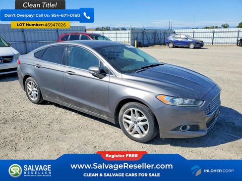 Used 2014 Ford Fusion SE w/ Equipment Group 202A image 4