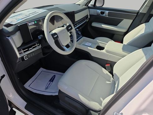 New 2026 Hyundai Santa Fe SE FWD image 8