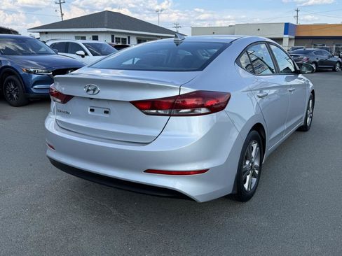 Used 2018 Hyundai Elantra SEL FWD image 6