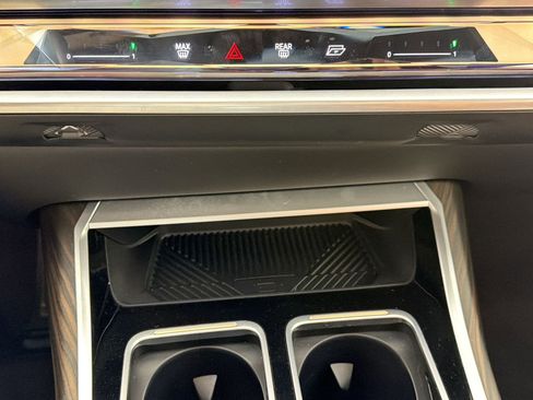Certified 2023 BMW 760i xDrive AWD/4WD image 18