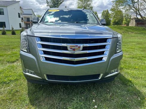 Used 2019 Cadillac Escalade ESV Premium Luxury AWD/4WD image 8