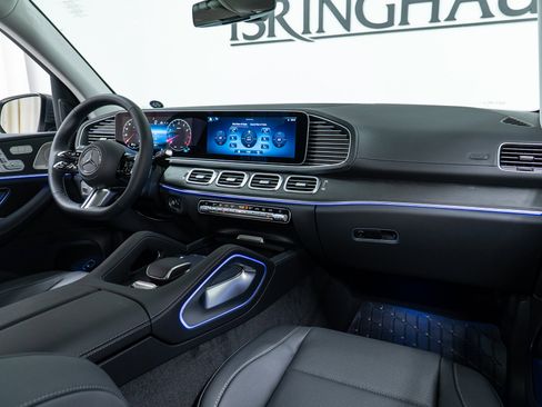 New 2026 Mercedes-Benz GLS 450 4MATIC image 14