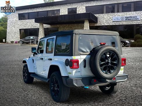 Used 2023 Jeep Wrangler Unlimited Sahara w/ Cold Weather Group AWD/4WD image 6