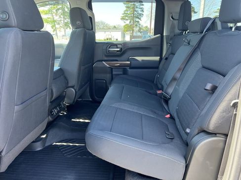 Certified 2021 Chevrolet Silverado 1500 RST AWD/4WD image 16