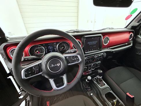 Certified 2023 Jeep Gladiator Rubicon w/ LED Lighting Group image 13