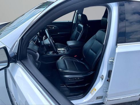 Used 2019 Chevrolet Traverse Premier AWD/4WD image 26