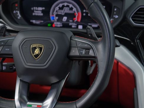 Used 2020 Lamborghini Urus Base image 68