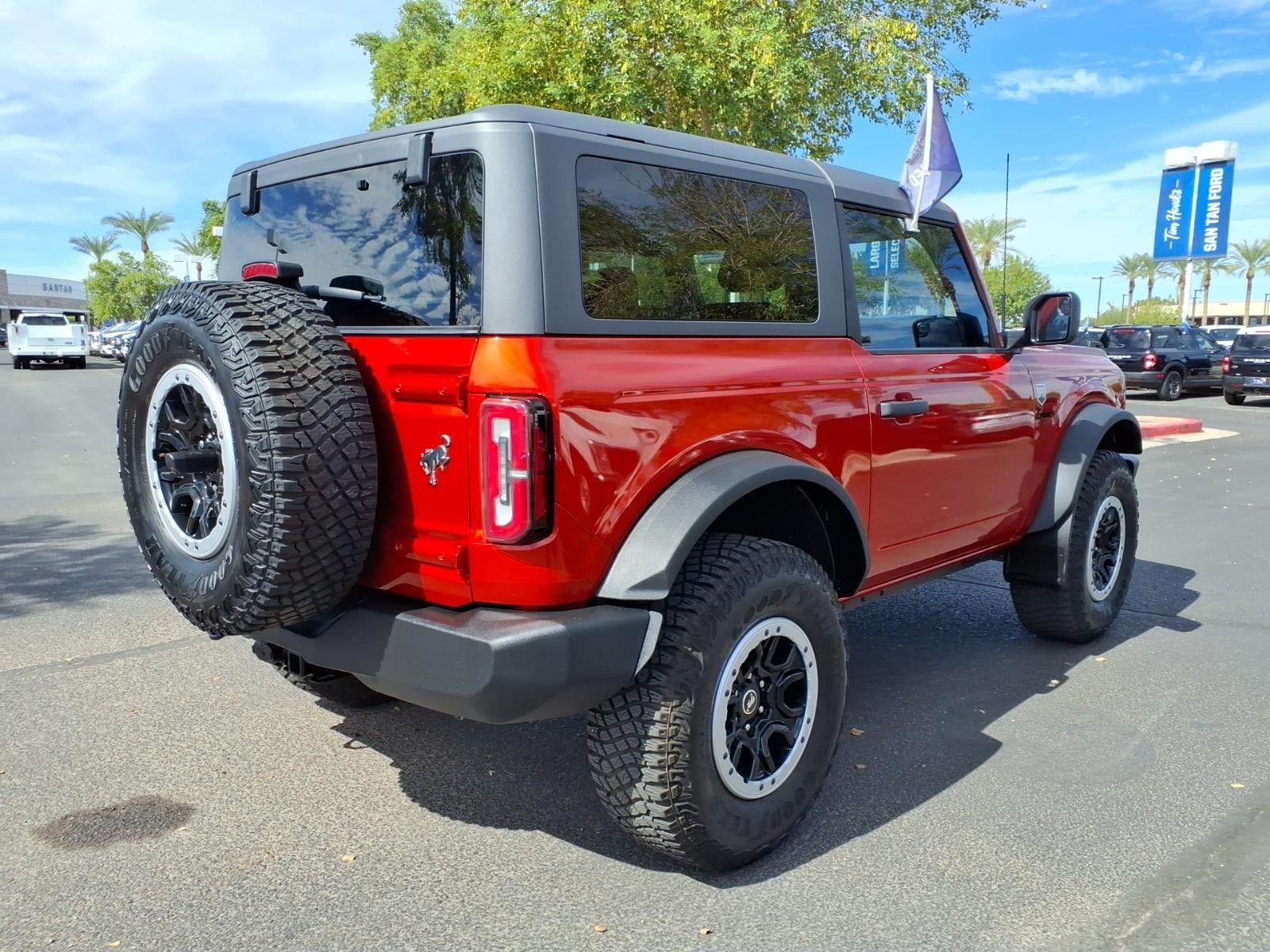 Used 2024 Ford Bronco Big Bend w/ Sasquatch Package AWD/4WD image 4