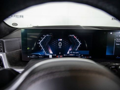 Used 2023 BMW X7 xDrive40i w/ M Sport Package image 28