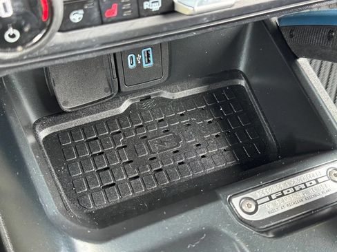 Used 2024 Ford Bronco Wildtrak AWD/4WD image 42