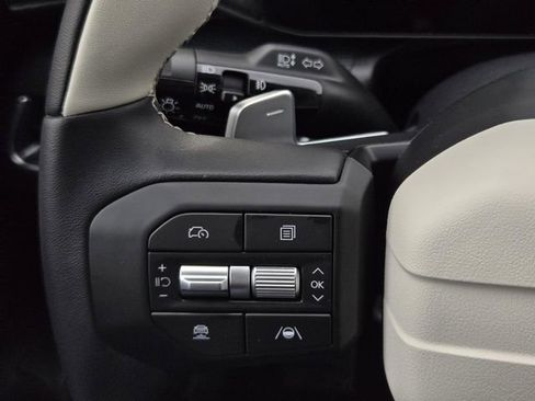 Certified 2025 Kia K4 GT-Line Turbo FWD image 30