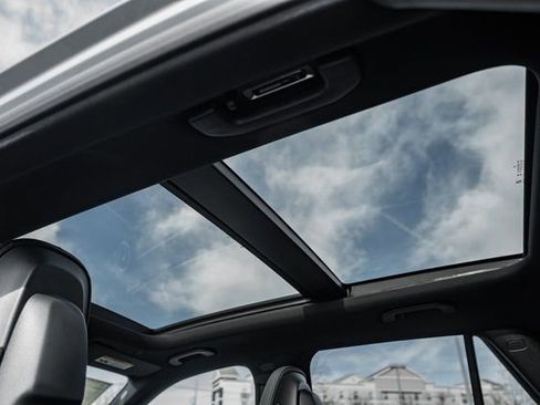 New 2026 Mercedes-Benz GLC 300 4MATIC image 34