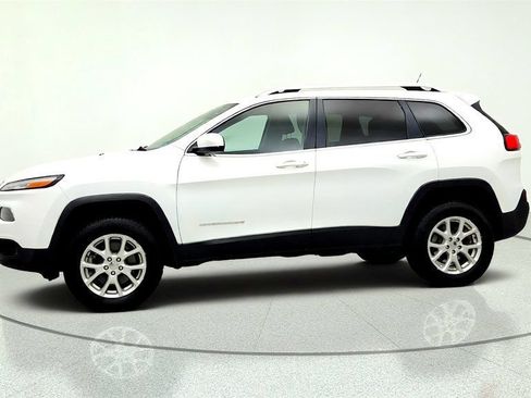 Used 2014 Jeep Cherokee Latitude AWD/4WD image 8