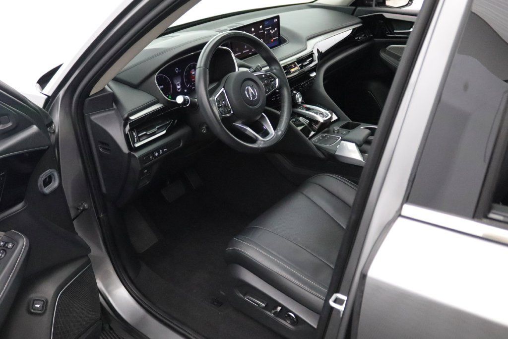 Used 2024 Acura MDX w/ Technology Package AWD/4WD image 17