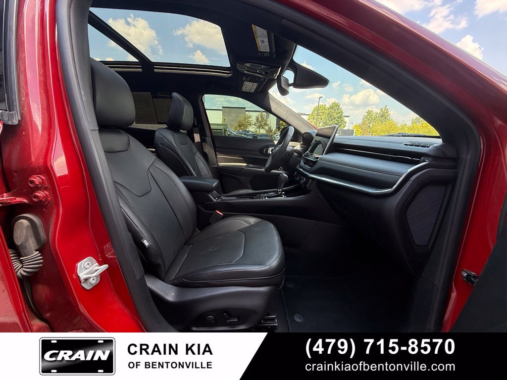 Used 2024 Jeep Compass Limited AWD/4WD image 29
