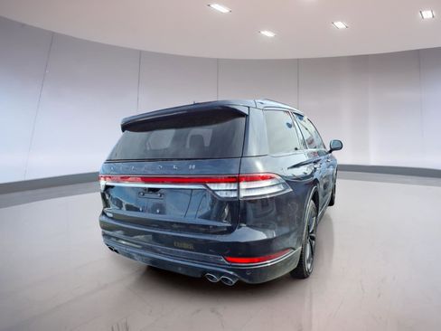 Used 2024 Lincoln Aviator Black Label w/ Jet Package AWD/4WD image 4